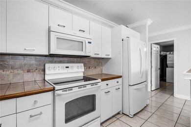 Narjana Lakes unit C3N, Homestead, FL 33032 - photo 5