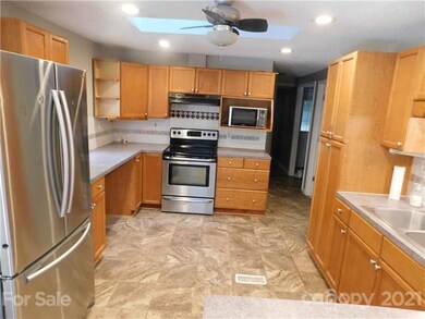 5552 Polson Ln, Iron Station, NC 28080 - photo 6