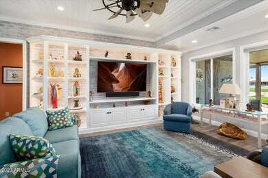 21-22016 N Via Montoya