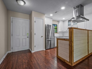 2600 Panther Creek Rd unit A, Tallahassee, FL 32308 - photo 3