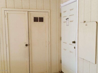 6_Outside Storage and Laundry