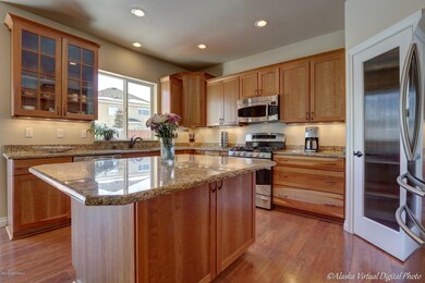 Spectacular cherry kitchen