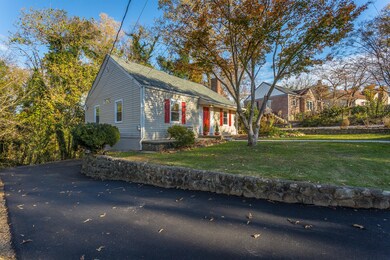 126 Alden Ave-12