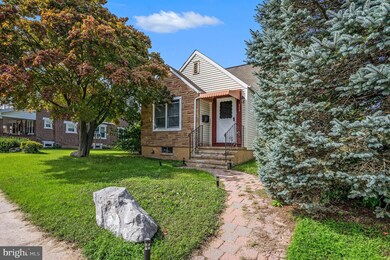 249 N Franklin St, Boyertown, PA 19512 - photo 3