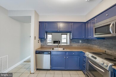 63 Stockton Ct unit 150C, Newtown, PA 18940 - photo 6