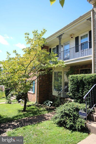 6409 Seven Oaks Dr, Falls Church, VA 22042 - photo 2