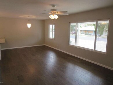 Family room 2