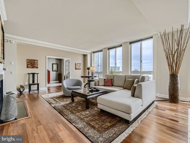 717 President St unit 502, Baltimore, MD 21202 - photo 2