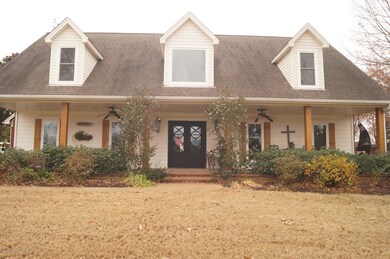 1735 Nesbit Road 044