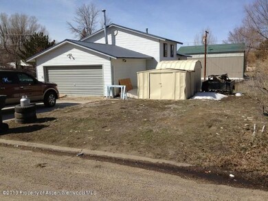 697 E 9th St, Craig, CO 81625 - photo 7