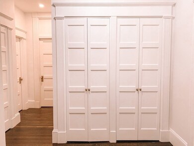 7 Verndale St unit 1, Brookline, MA 02446 - photo 2