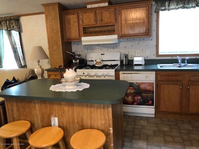 Eat In Kitchen