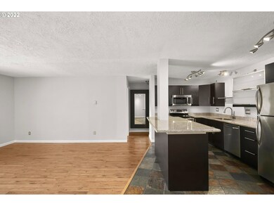 Kitchen/Living Room