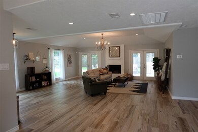 1207 Bayou Oak Dr, Friendswood, TX 77546 - photo 4