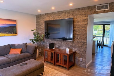 128 W Lake Dr S unit 505, Lake Lure, NC 28746 - photo 5