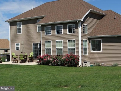 2340 Austin Ave, Chambersburg, PA 17202 - photo 3