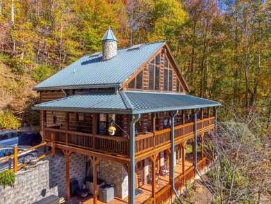 325 Garden Flats Rd, Franklin, NC 28734 - photo 3