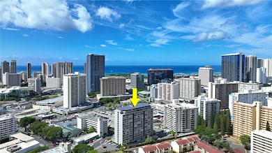 Holiday Manor unit 1115, Honolulu, HI 96814 - photo 2