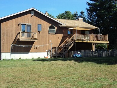 16 Strawberry Ln, North Dartmouth, MA 02747 - photo 4