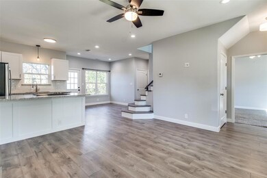 923 W Murray St, Denison, TX 75020 - photo 5