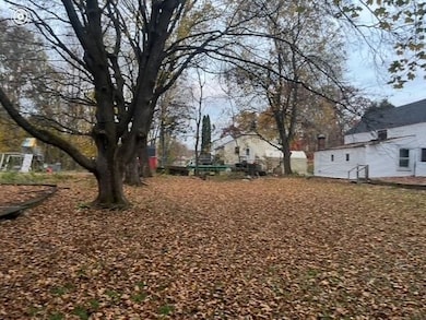 24 Spaulding St, Milford, NH 03055 - photo 3