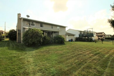 81 W Palm St, Olyphant, PA 18447 - photo 4