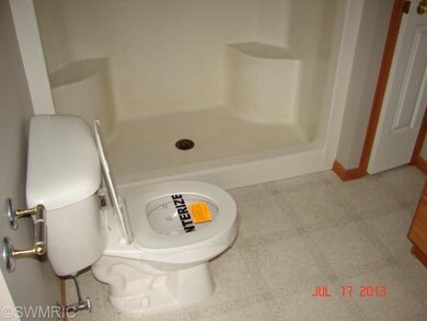 5345 Mirage Cir unit 24, Dimondale, MI 48821 - photo 4