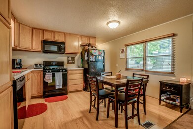 404 W Prairie Ln, Mandan, ND 58554 - photo 4