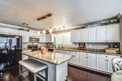 KITCHEN 4