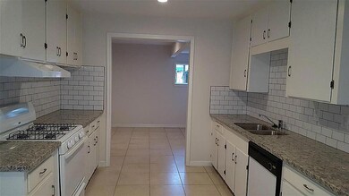 10426 Bucknell Rd, Houston, TX 77016 - photo 7