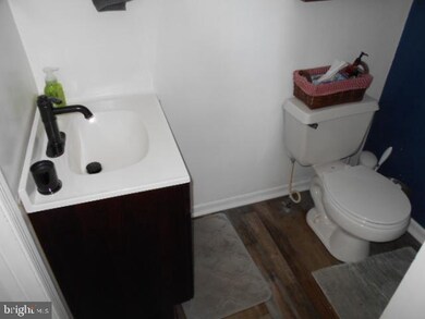 532 S 2nd St, Chambersburg, PA 17201 - photo 7