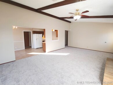 4704 S Maple Ave, Broken Arrow, OK 74011 - photo 3