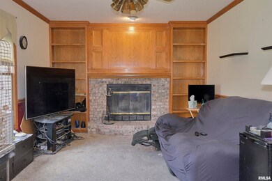 1524 W 49th St, Davenport, IA 52806 - photo 7