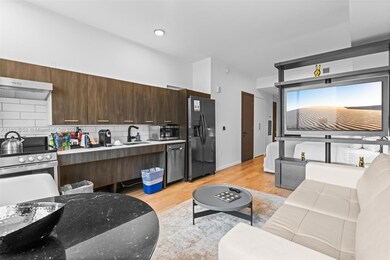 The Elser unit 4502, Miami, FL 33132 - photo 7