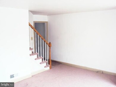 4432 Cedar Garden Rd, Baltimore, MD 21229 - photo 3