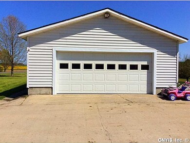Garage.