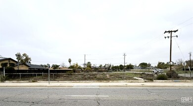 1836 Niles St, Bakersfield, CA 93305 - photo 5