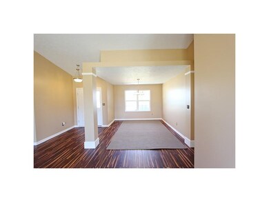 12998 Dolphins Ln, Fishers, IN 46037 - photo 7