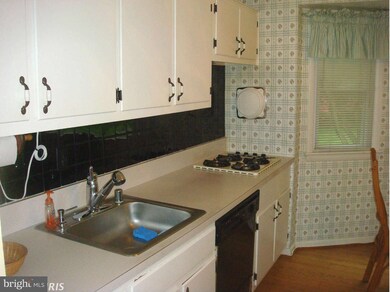 1115 Kathryn Rd, Silver Spring, MD 20904 - photo 6