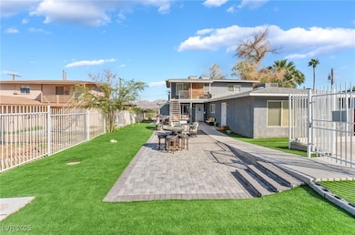 370 N 13th St, Las Vegas, NV 89101 - photo 3