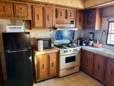 38005 U S 18 unit 23, Prairie Du Chien, WI 53821 - photo 4