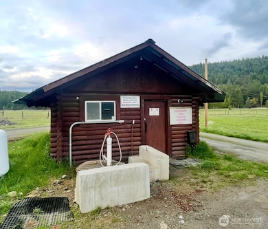 0 Way N unit NWM2395743, Tonasket, WA 98855 - photo 5