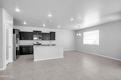 13716 Harbottle St, El Paso, TX 79928 - photo 4