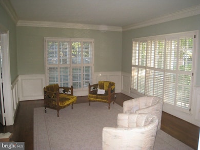 430 Park Ave, Falls Church, VA 22046 - photo 3