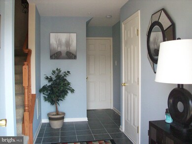 3360 Landmark Ct, Chambersburg, PA 17201 - photo 7