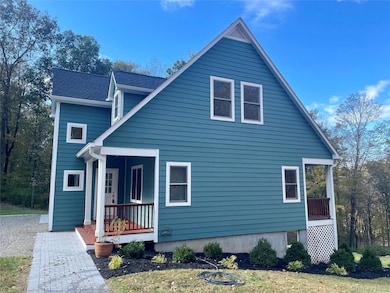 2130 Hunterbrook Rd, Yorktown Heights, NY 10598 - photo 2