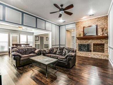 1740 Woodhill Ln, Bedford, TX 76021 - photo 5