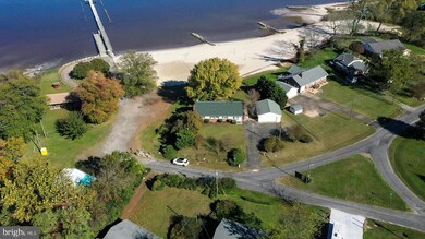 294 E Potomac Dr, Colonial Beach, VA 22443 - photo 6