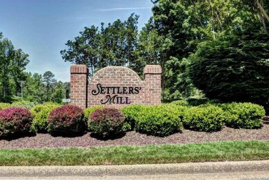 1 B Settlers Mill Entrance