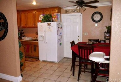 Kitchen/eating area